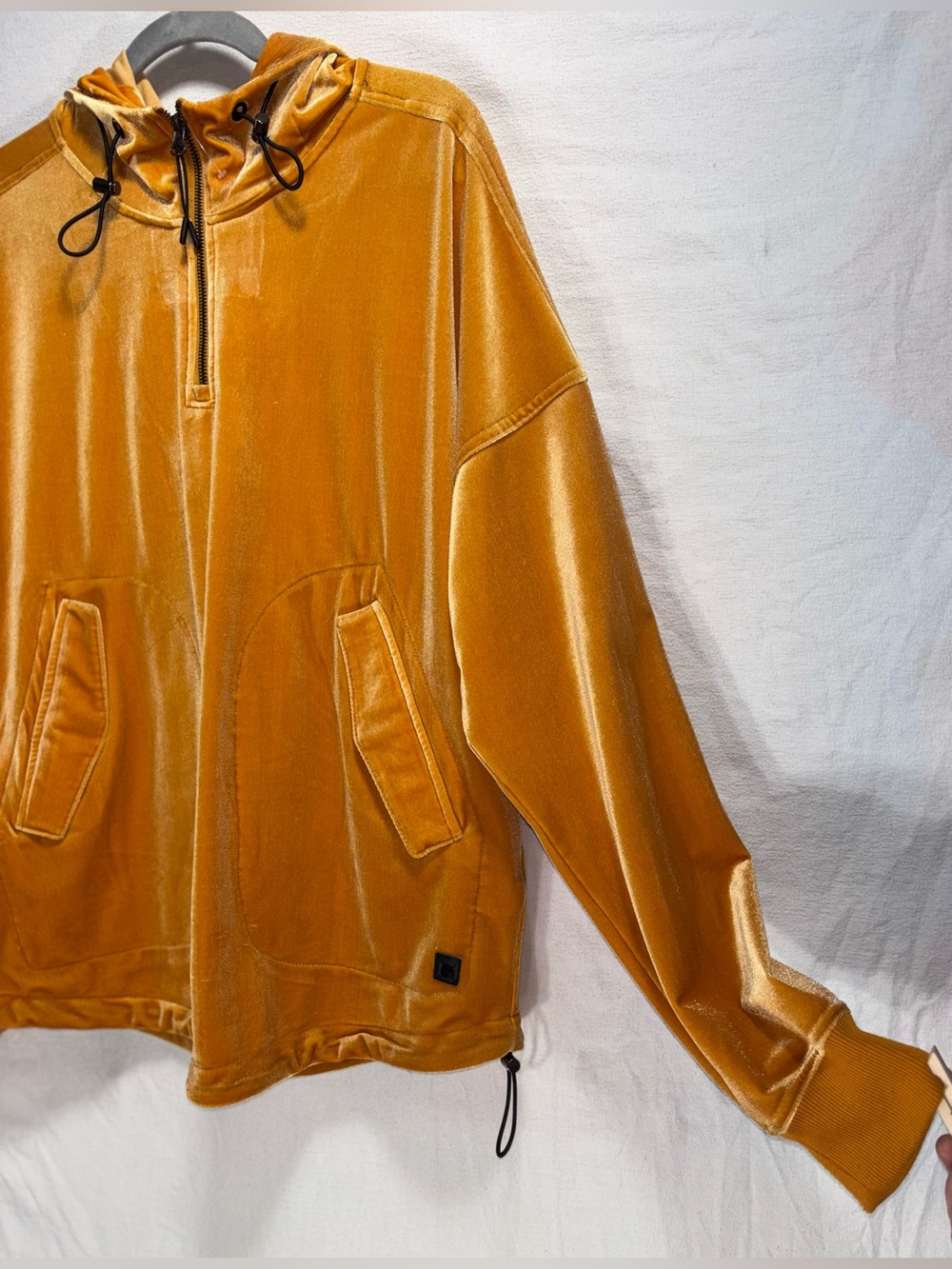 Madison Supply Velour Quarter Zip Pullover Hoodie Mens size M